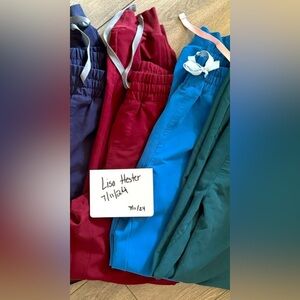 Figs XS Tall High Waist Zamora Jogger
This is for BOTH pair.
Burgundy
Royal blue